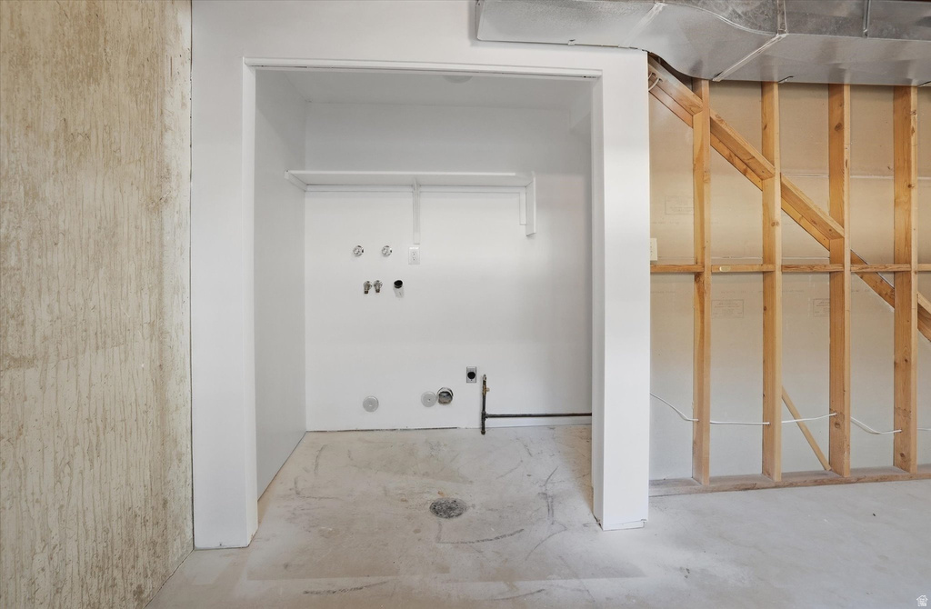 5371 S 600 E South Ogden, UT 84405