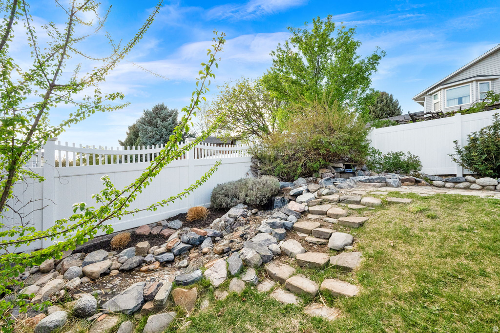 4652 W VISTA DR Highland, UT 84003