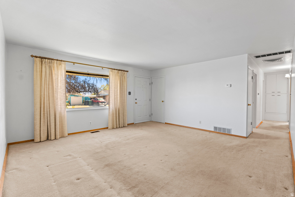 5170 S CHARLOTTE AVE Kearns, UT 84118