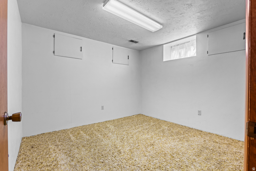 5170 S CHARLOTTE AVE Kearns, UT 84118