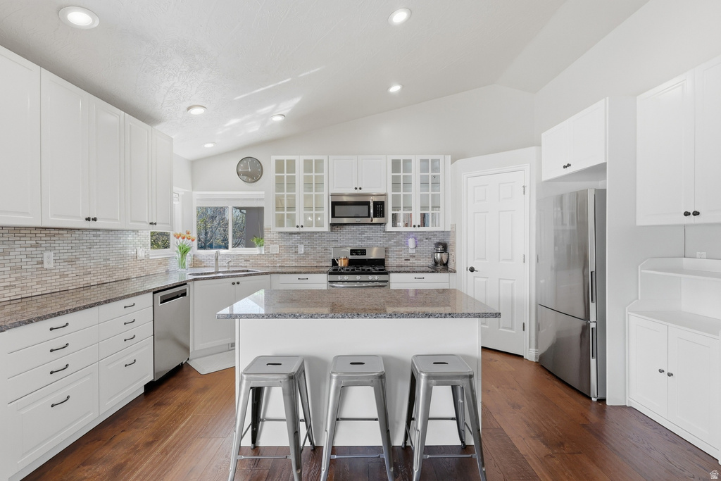 241 S RIVER BEND CT Lehi, UT 84043