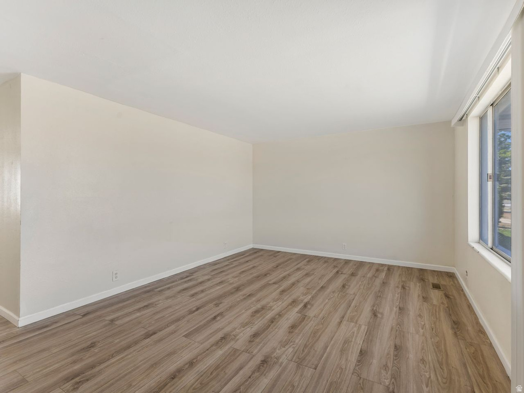 5089 W HIGHWOOD DR Kearns, UT 84118