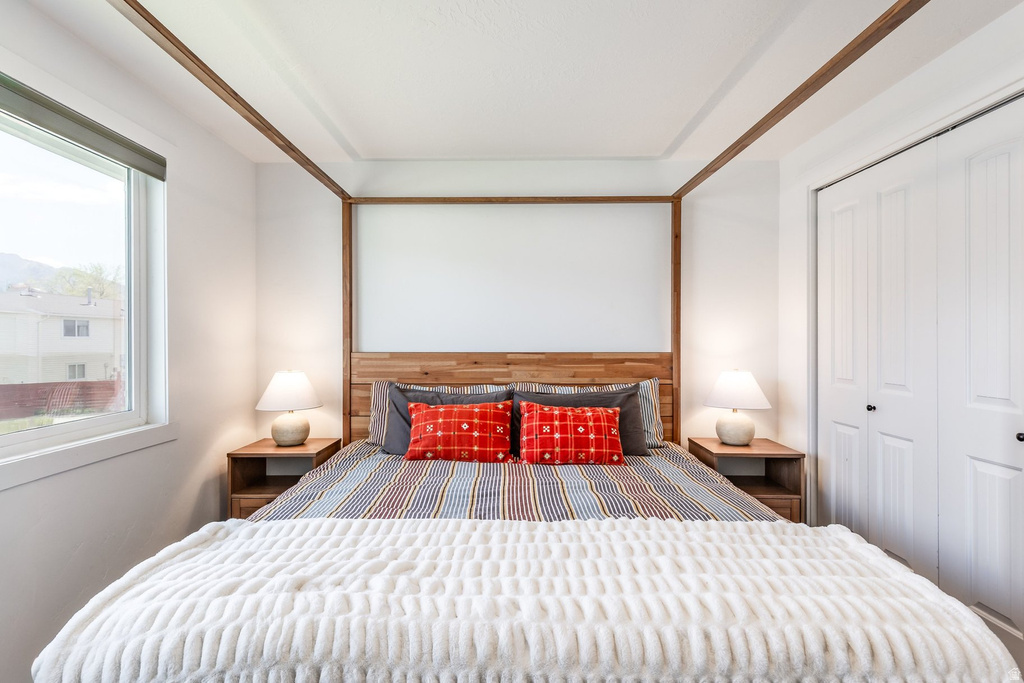 10251 S 535 E Sandy, UT 84070