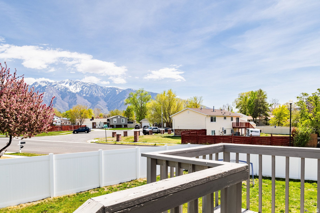 10251 S 535 E Sandy, UT 84070