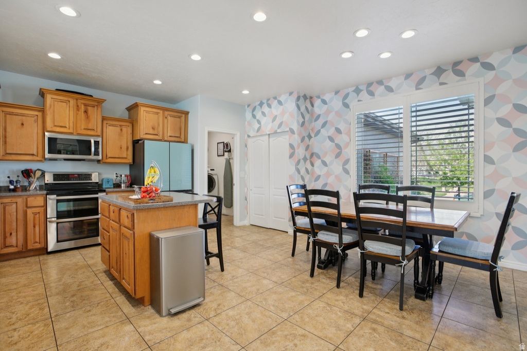 6773 S LIZA LN West Jordan, UT 84081