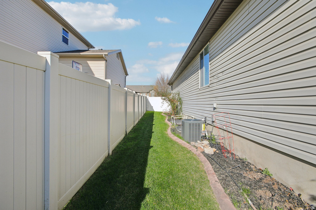 6773 S LIZA LN West Jordan, UT 84081