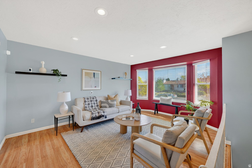 5572 W JEREMIAH DR Kearns, UT 84118