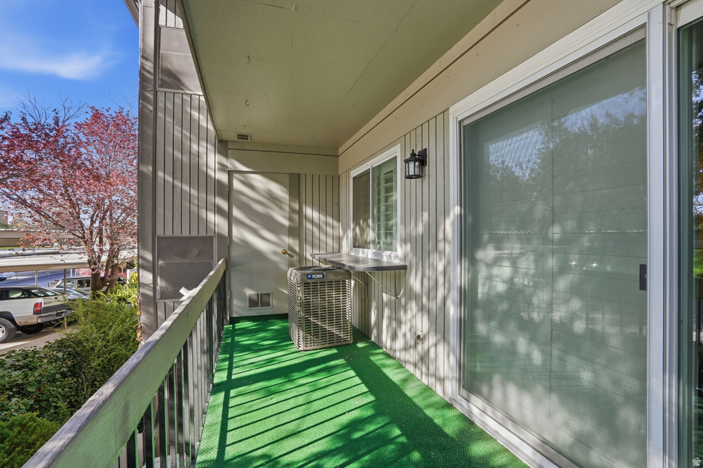 5835 S WATERBURY DR #I Murray, UT 84121