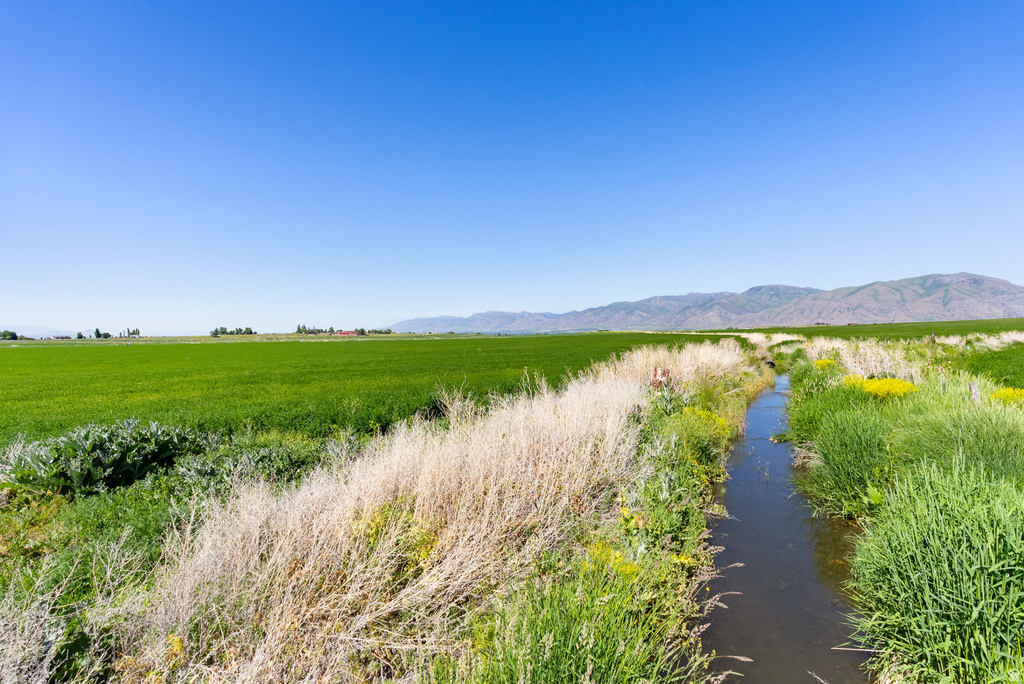 2710 W 6400 S Wellsville, UT 84339