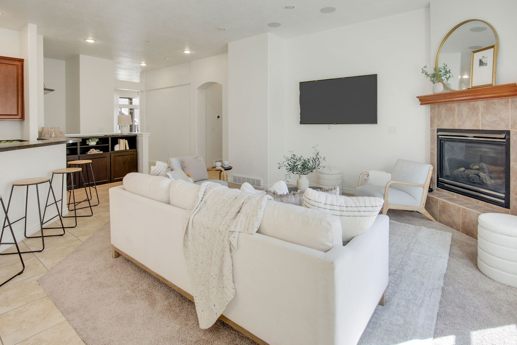 2154 E VILLAGE VISTA DR Draper (UT Cnty), UT 84020