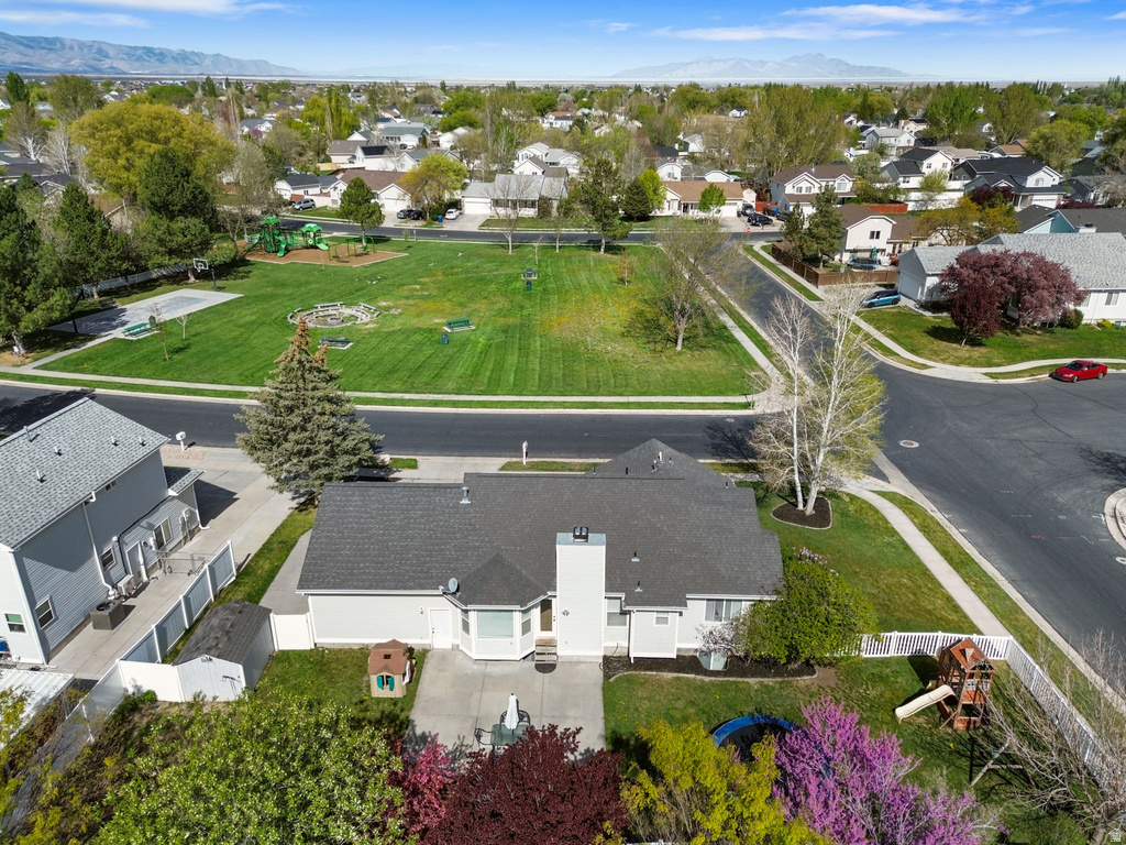 318 S SPYGLASS DR Stansbury Park, UT 84074