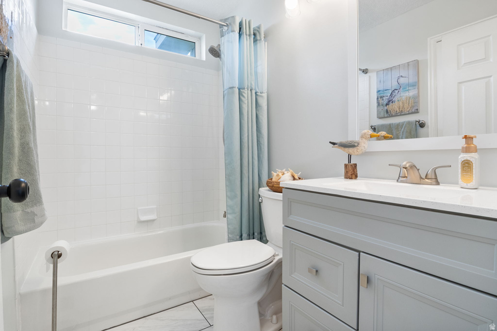 318 S SPYGLASS DR Stansbury Park, UT 84074