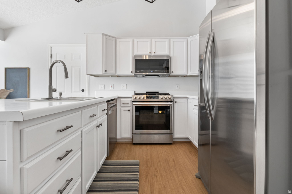 318 S SPYGLASS DR Stansbury Park, UT 84074