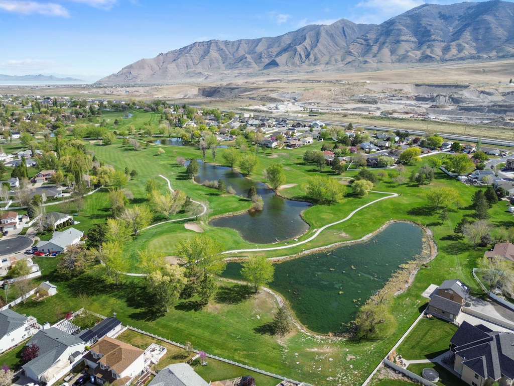 318 S SPYGLASS DR Stansbury Park, UT 84074