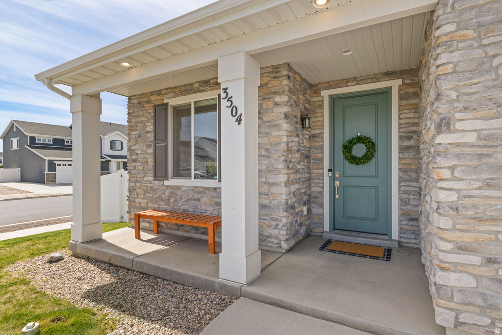 3504 S LAUREL LN Syracuse, UT 84075