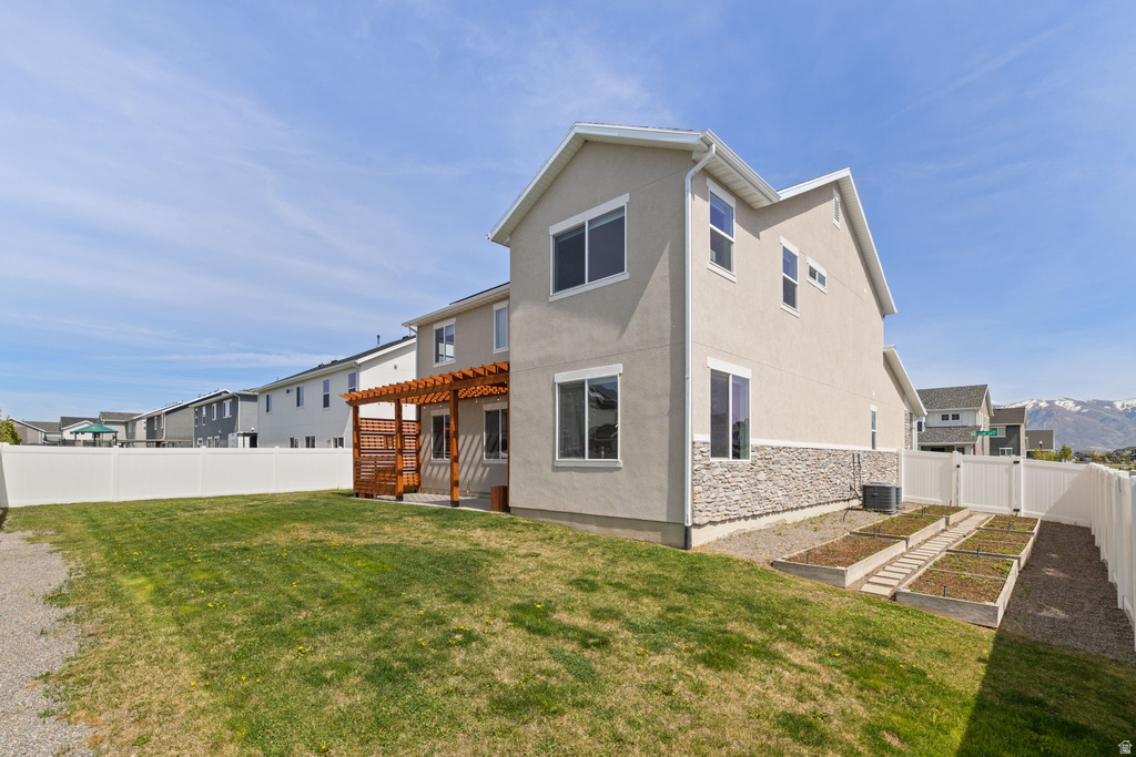 3504 S LAUREL LN Syracuse, UT 84075
