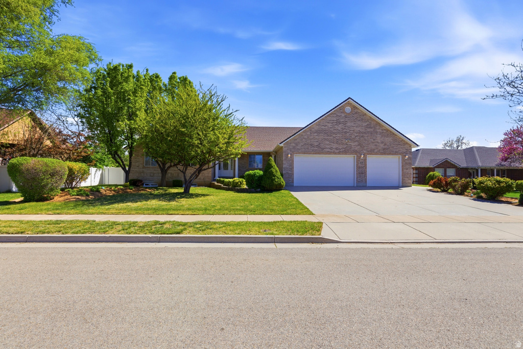 2191 S 550 W Syracuse, UT 84075