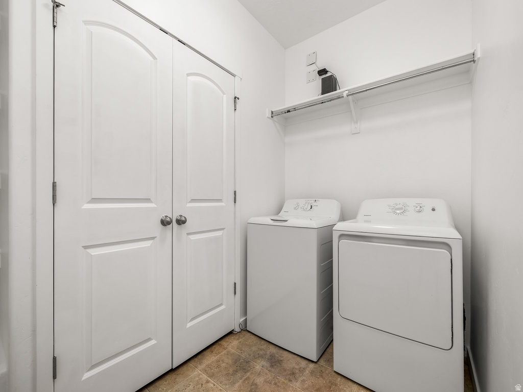 203 E JORDAN RIDGE BLVD #206 Saratoga Springs, UT 84045