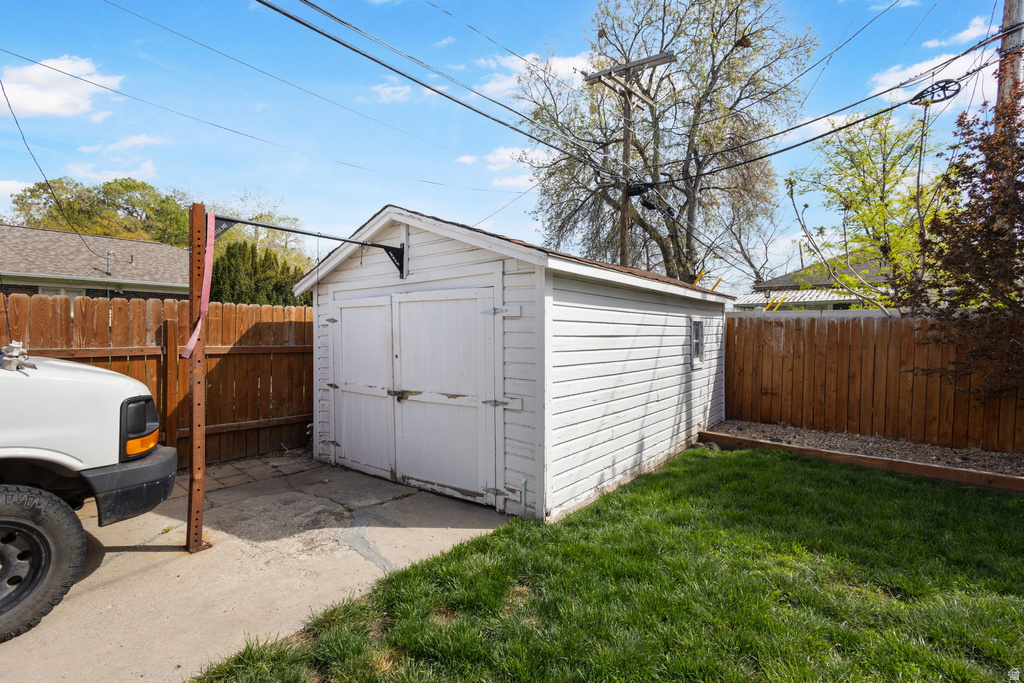 274 E RAMONA AVE Salt Lake City, UT 84115