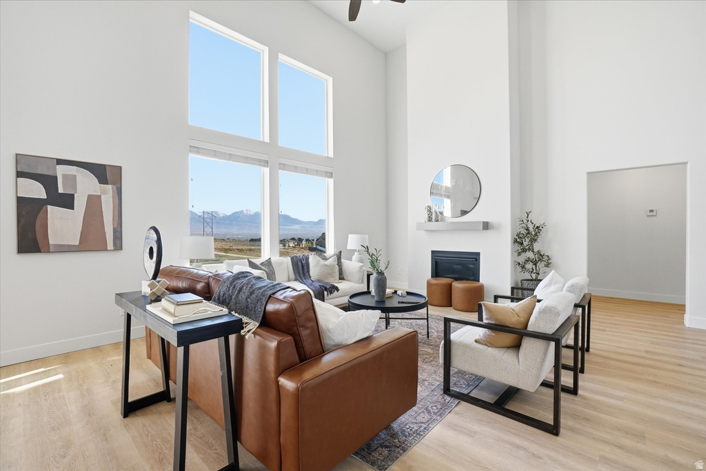 1318 W WASATCH DR Saratoga Springs, UT 84045