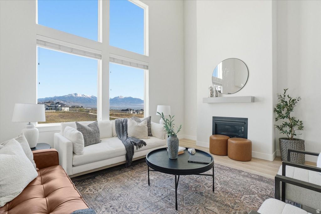 1318 W WASATCH DR Saratoga Springs, UT 84045