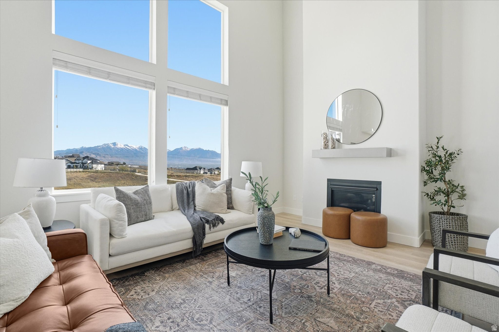 1318 W WASATCH DR Saratoga Springs, UT 84045