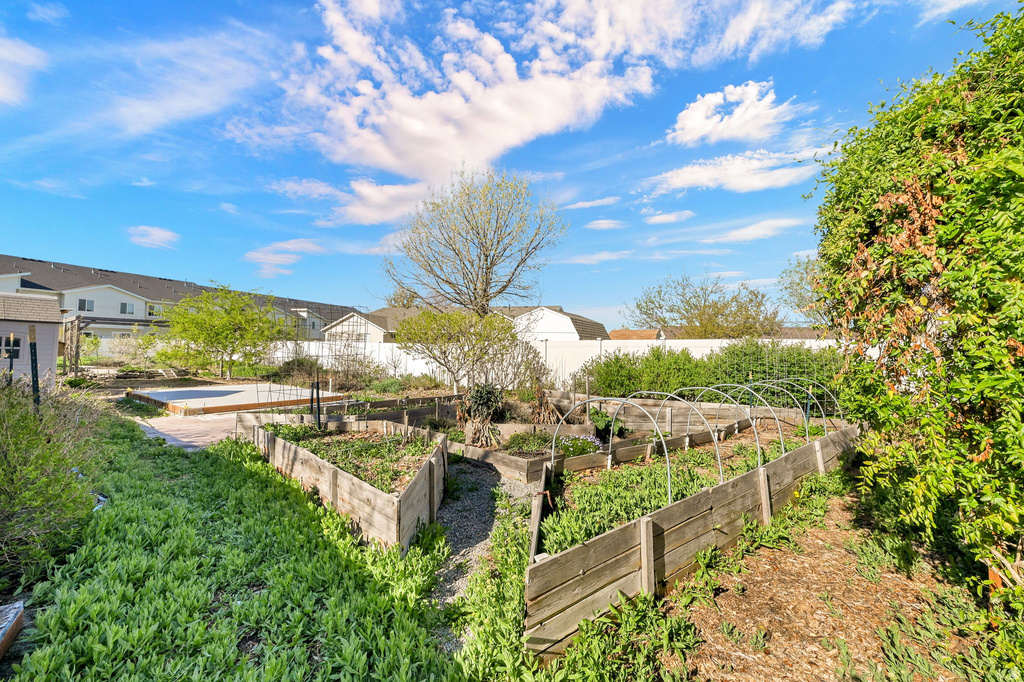 339 E 1900 N North Ogden, UT 84414