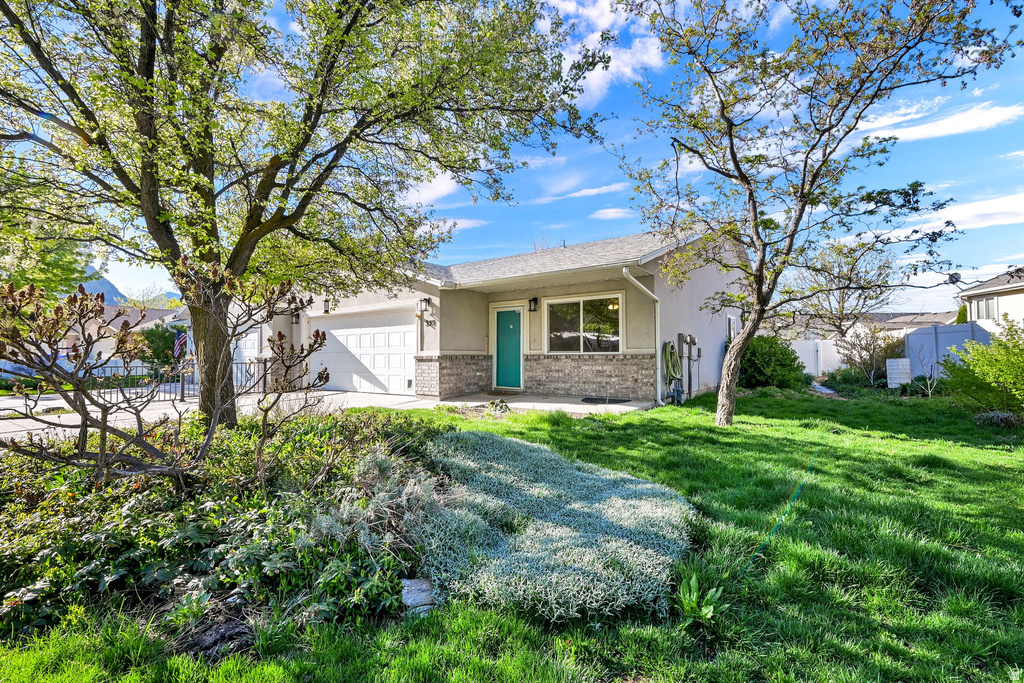 339 E 1900 N North Ogden, UT 84414