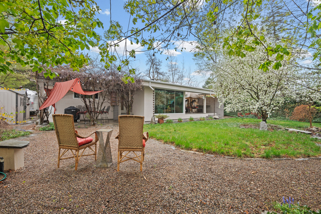 5750 GLENBROOK DR Holladay, UT 84121