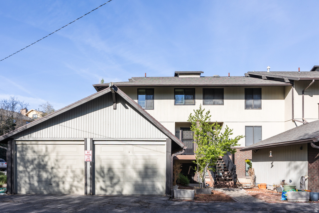 4676 S WOODDUCK LN Millcreek, UT 84117