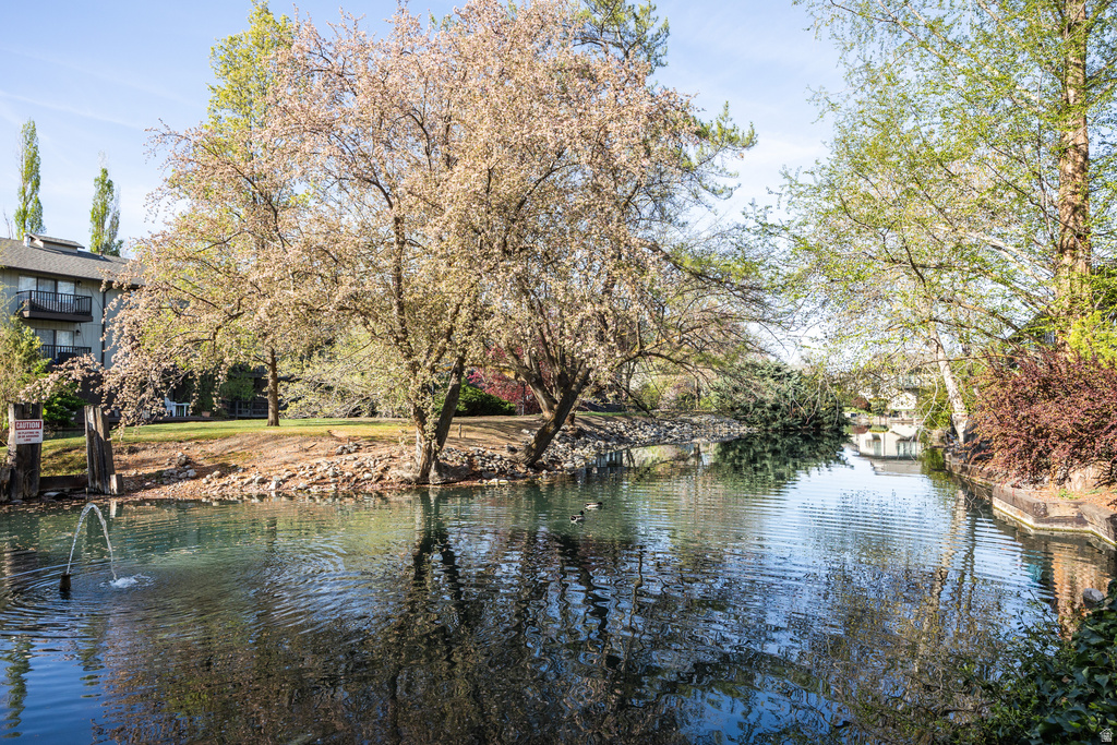 4676 S WOODDUCK LN Millcreek, UT 84117