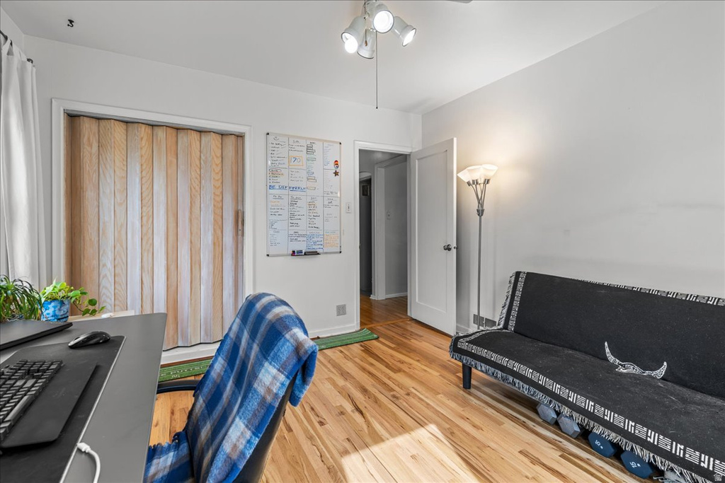 1733 E HARRISON AVE Salt Lake City, UT 84108