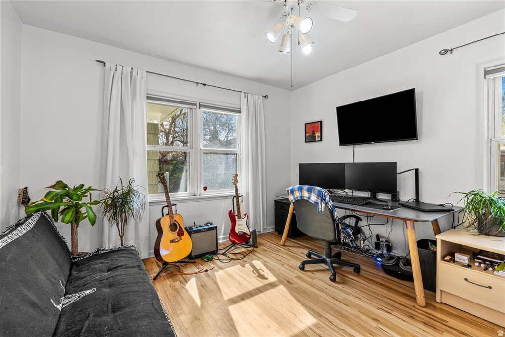 1733 E HARRISON AVE Salt Lake City, UT 84108