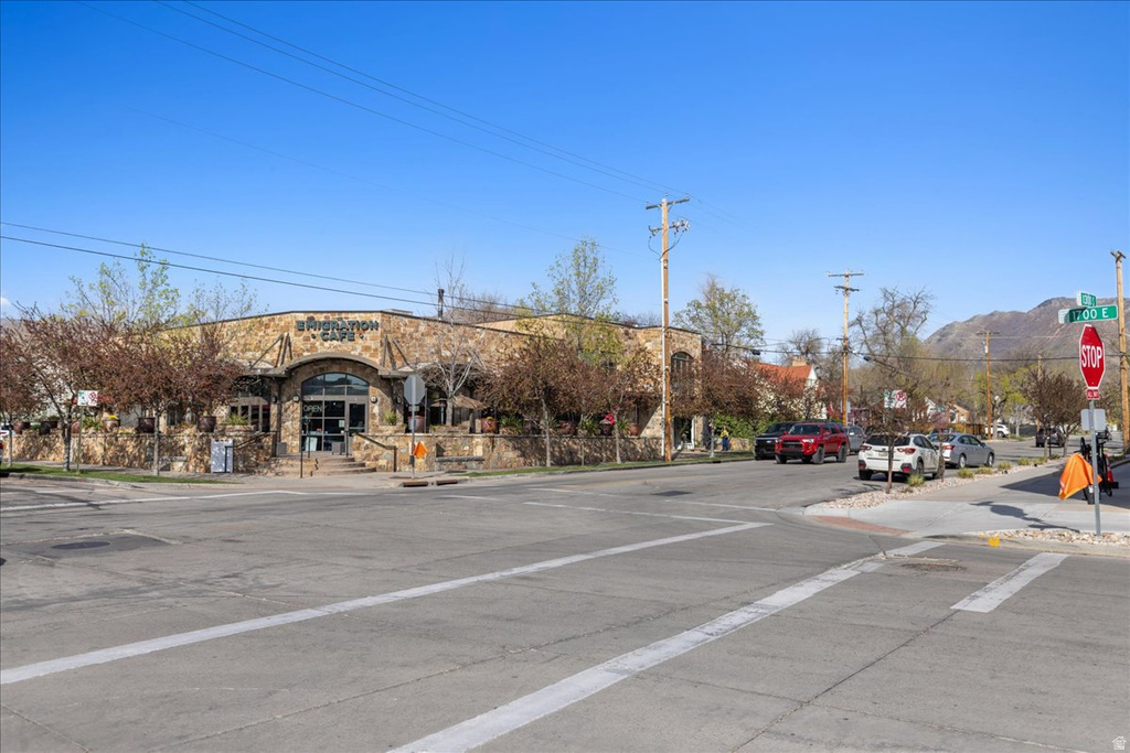 1733 E HARRISON AVE Salt Lake City, UT 84108