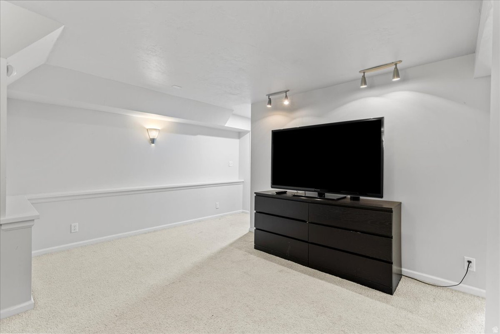 1733 E HARRISON AVE Salt Lake City, UT 84108