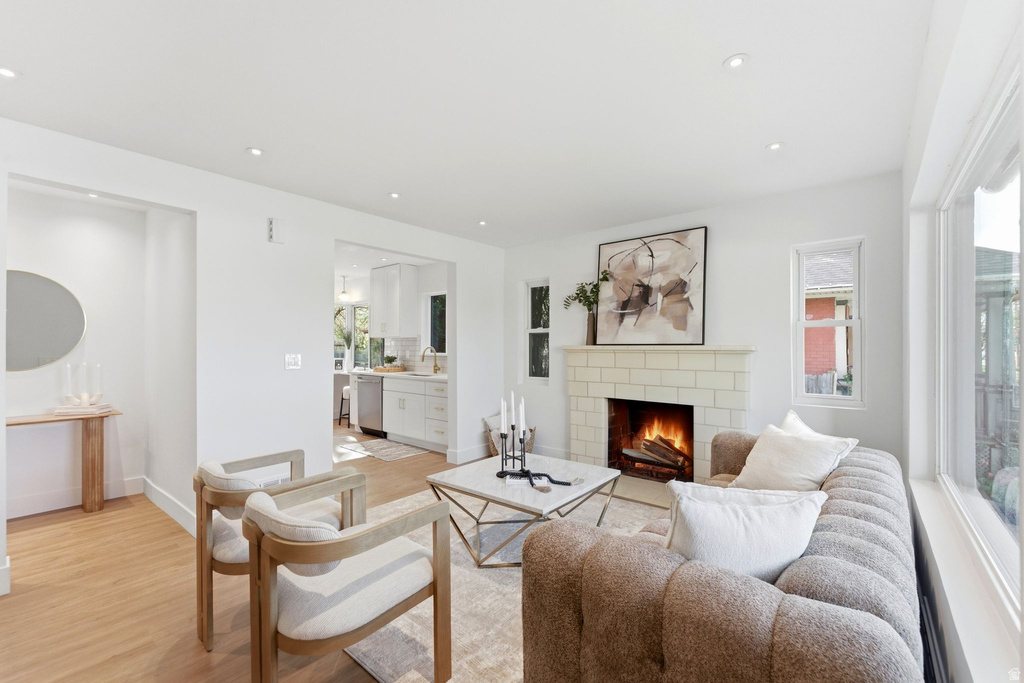 1885 S 700 E Salt Lake City, UT 84105