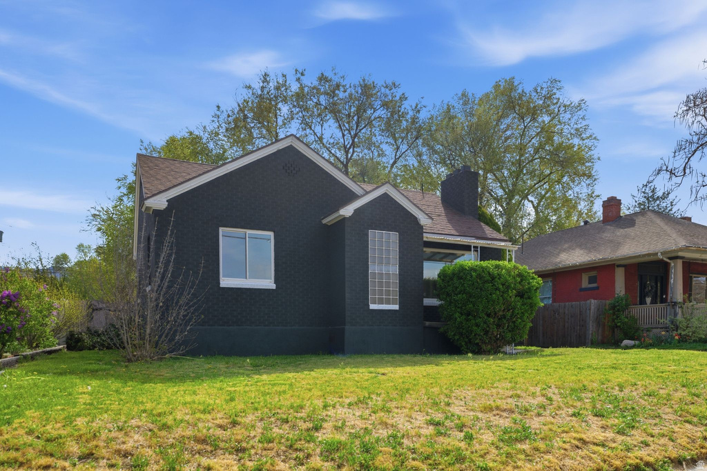 1885 S 700 E Salt Lake City, UT 84105