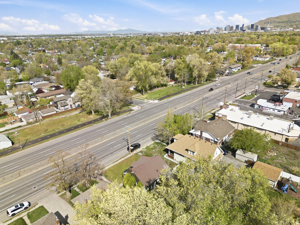 1885 S 700 E Salt Lake City, UT 84105