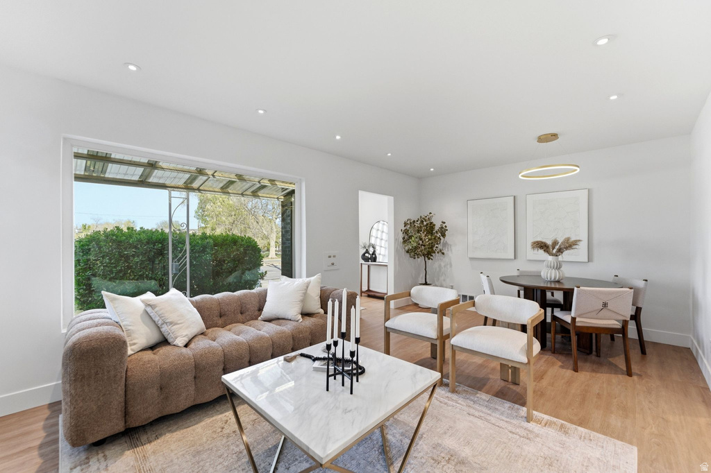 1885 S 700 E Salt Lake City, UT 84105