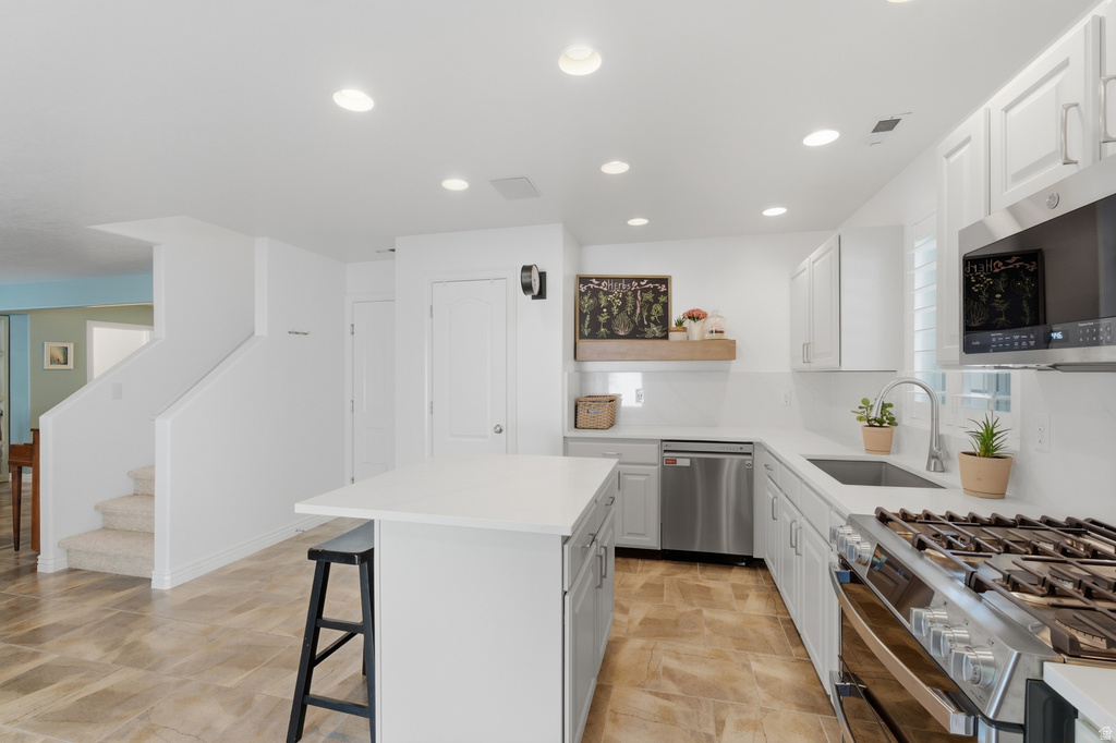 45 N MONTROSE LN Saratoga Springs, UT 84043