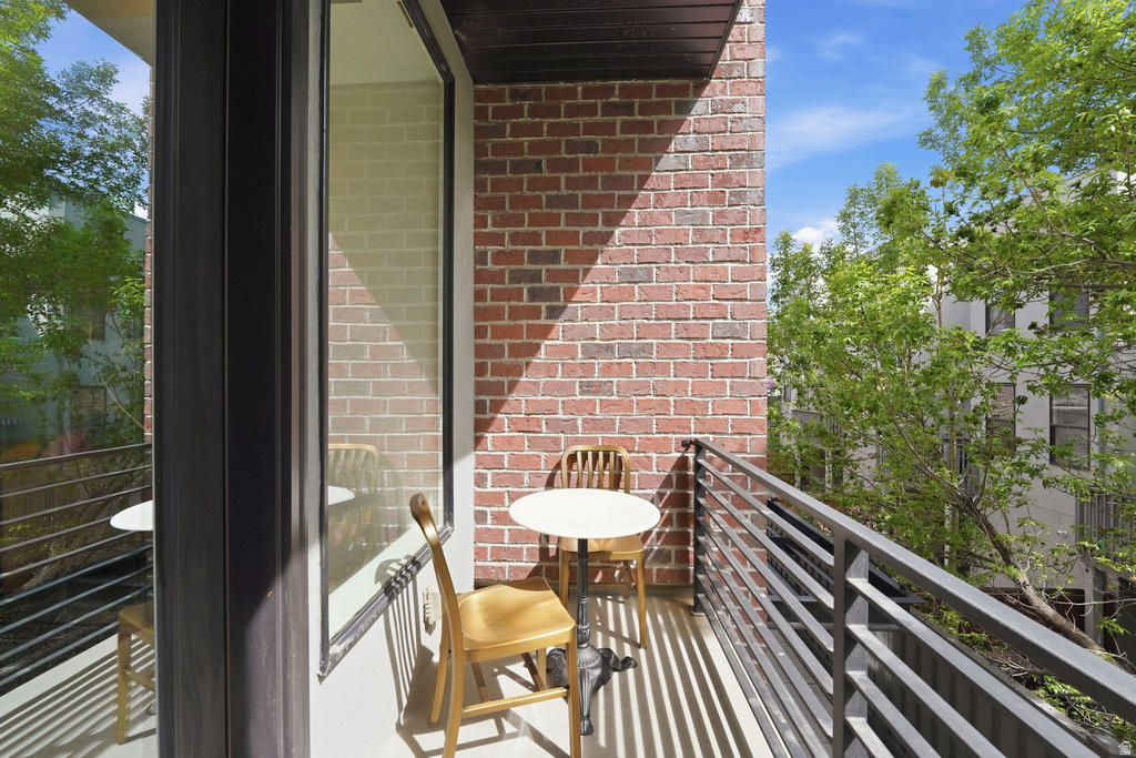 723 N 300 W #7 Salt Lake City, UT 84103