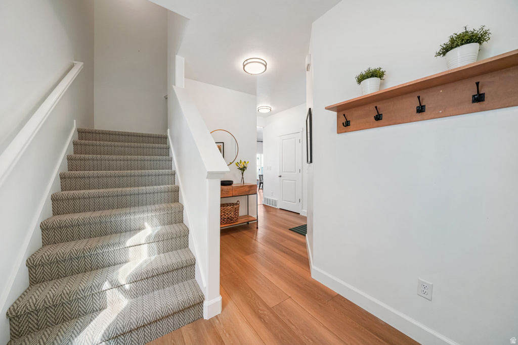 589 S RAVENWOOD LN Saratoga Springs, UT 84045