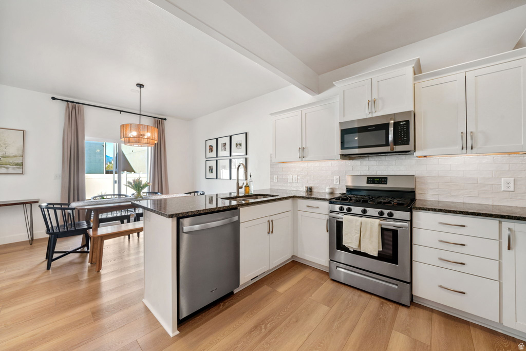 589 S RAVENWOOD LN Saratoga Springs, UT 84045