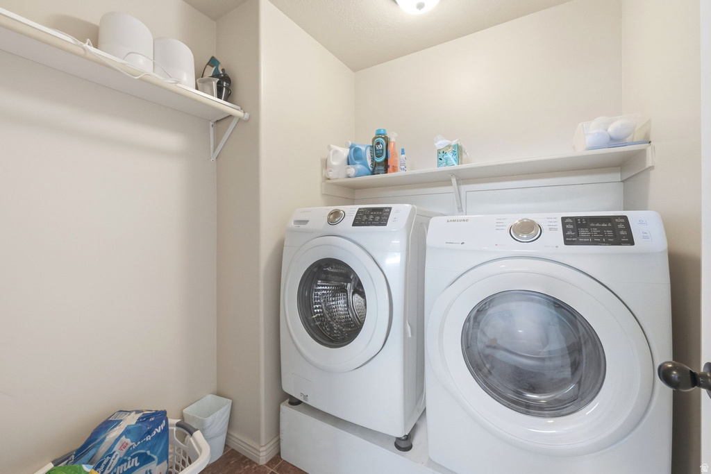 7141 W COTTAGE DR West Jordan, UT 84081