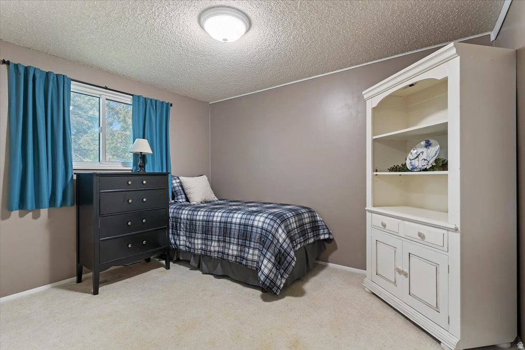 928 SOUTHWEST DR Tooele, UT 84074