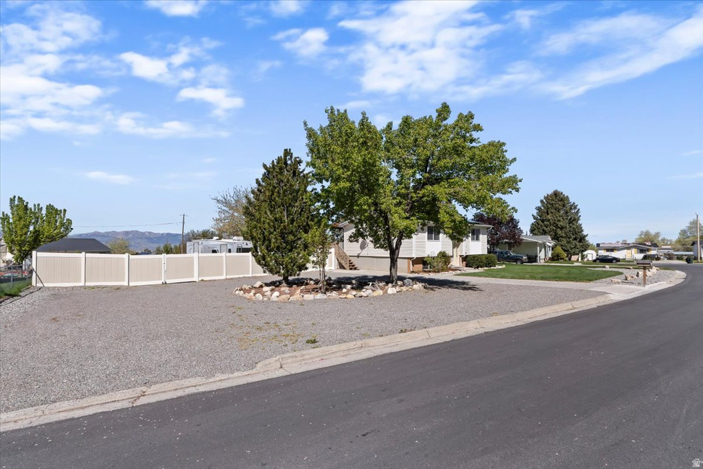 928 SOUTHWEST DR Tooele, UT 84074