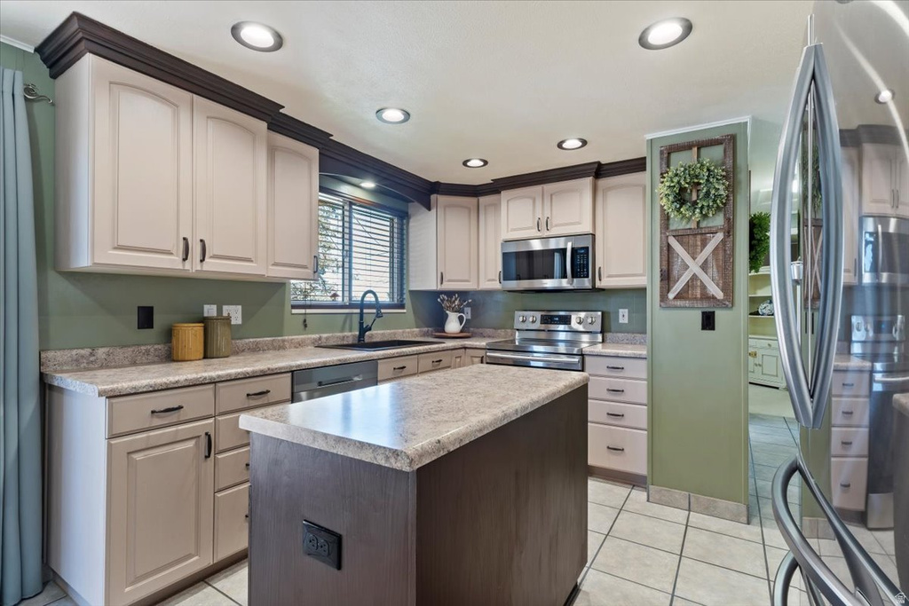 928 SOUTHWEST DR Tooele, UT 84074