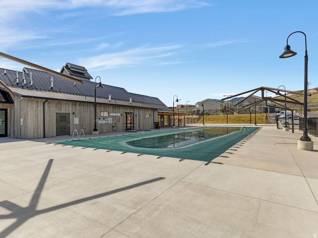 8533 W MEADOW BANK WAY Magna, UT 84044