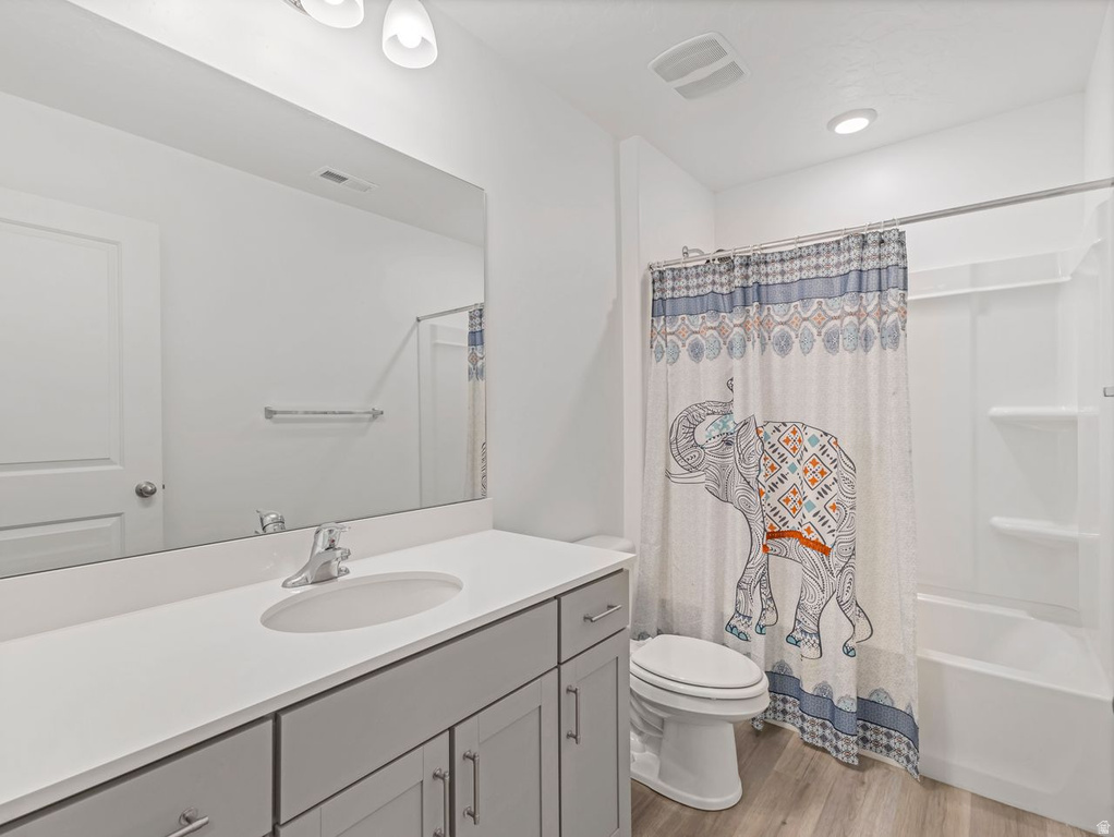 8533 W MEADOW BANK WAY Magna, UT 84044