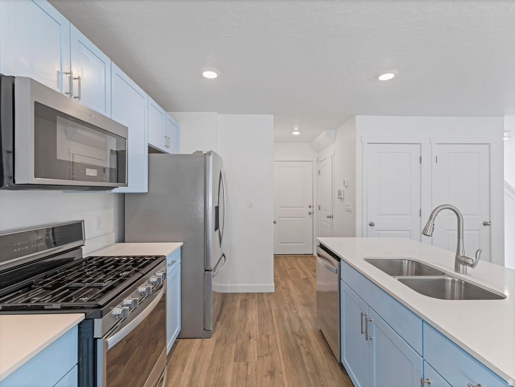 8533 W MEADOW BANK WAY Magna, UT 84044